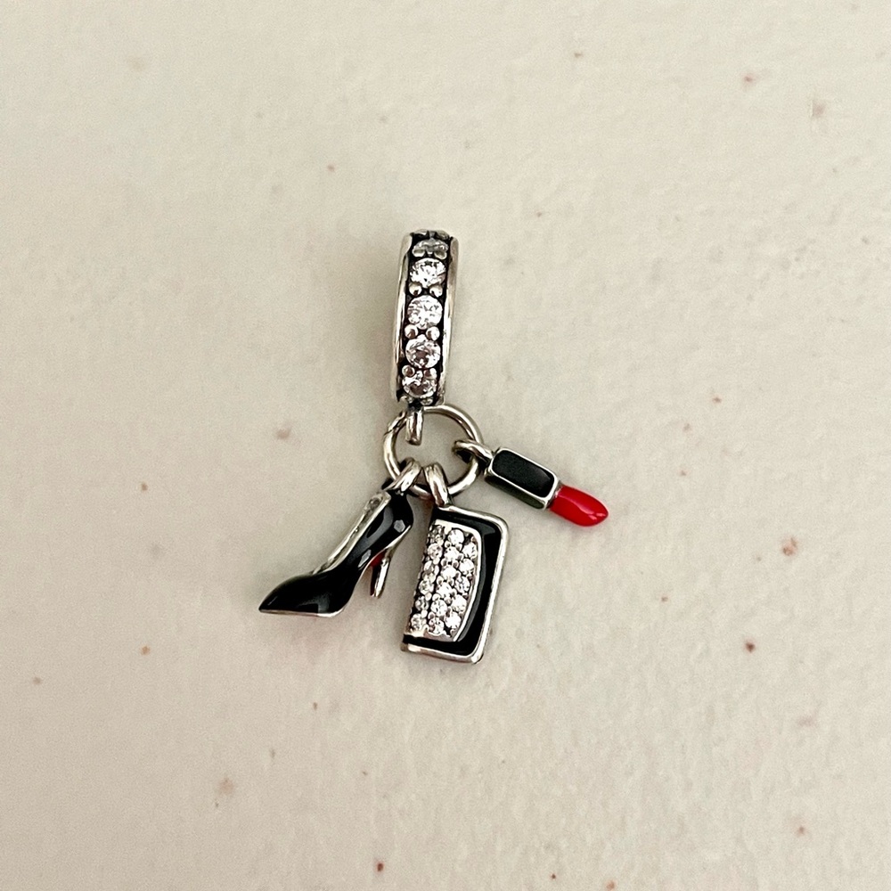 Fashion Makeup Bracelet Charm